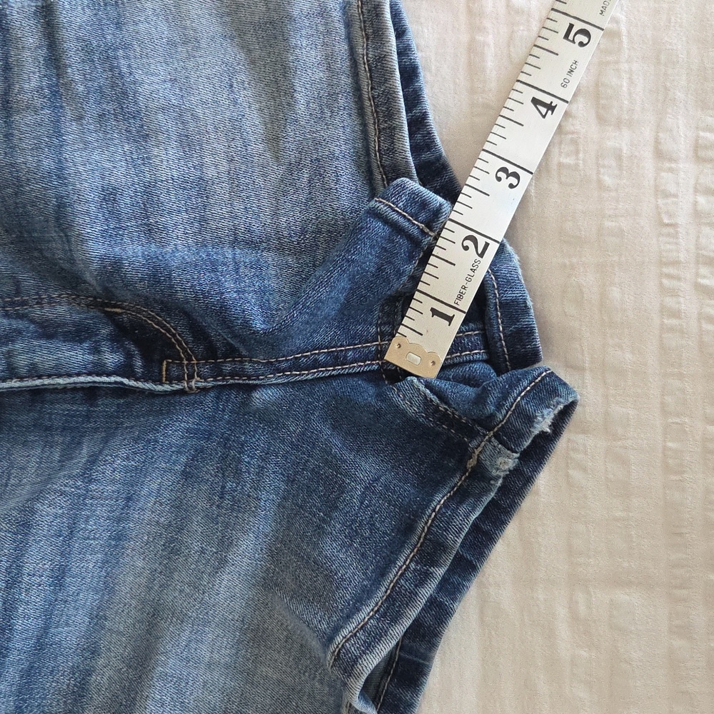 BKE Buckle Stella Women's Distressed Jean Shorts Size 32 Used Excellent Cond. - Picture 8 of 15